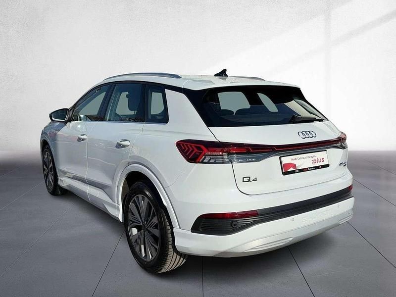 Gebraucht Audi Q4 e-tron Advanced 194 kW (265 PS) 2022 Gletscherweiß metallic SUV