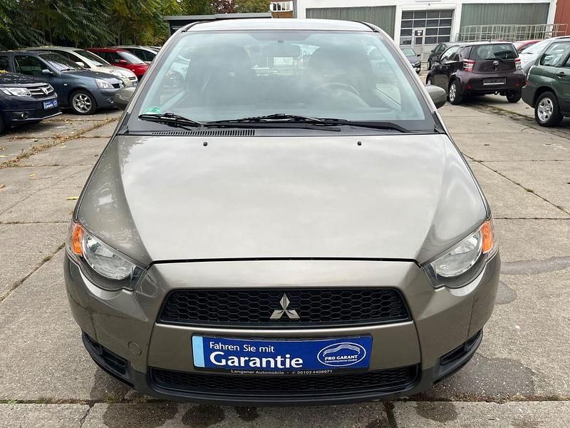Gebraucht Mitsubishi Colt Motion 95 PS (69 kW) 2012 Grau