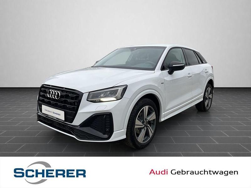 Neu Audi Q2 Ambiente 150 PS (110 kW) 2025 Gletscherweiß metallic (metallic) SUV