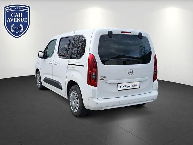 Gebraucht Opel Combo Life Edition 110 PS (80 kW) 2019 Weiß schwarz Van / Kleinbus