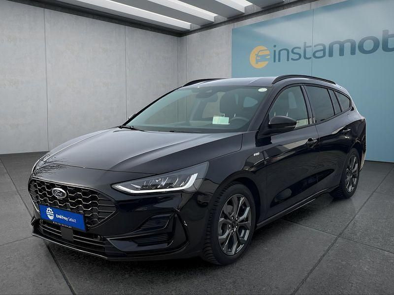 Schwarz Gebraucht 2023 Ford Focus Kombi | 21.649 € (Fairer Preis) - Bild 1/4