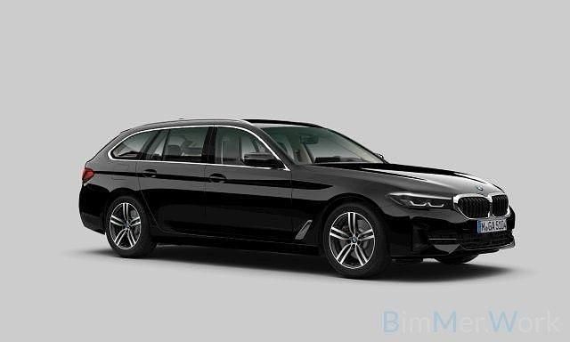 Gebraucht BMW 530 Sport Line 286 PS (210 kW) 2022 Schwarz Limousine