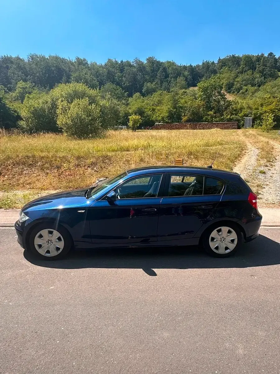 Gebraucht BMW 118 143 PS (105 kW) 2009 Blau Kleinwagen