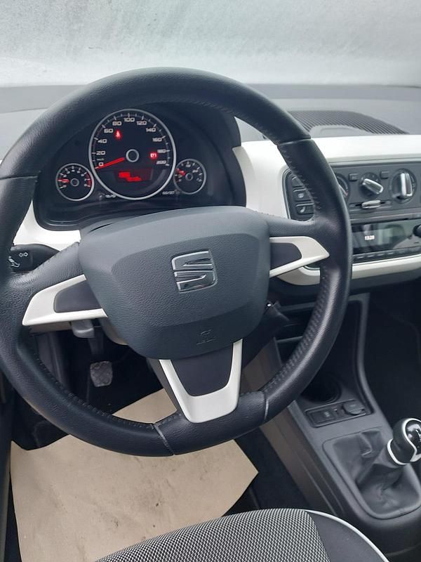 Gebraucht Seat Mii 60 PS (44 kW) 2018 Grau Kleinwagen