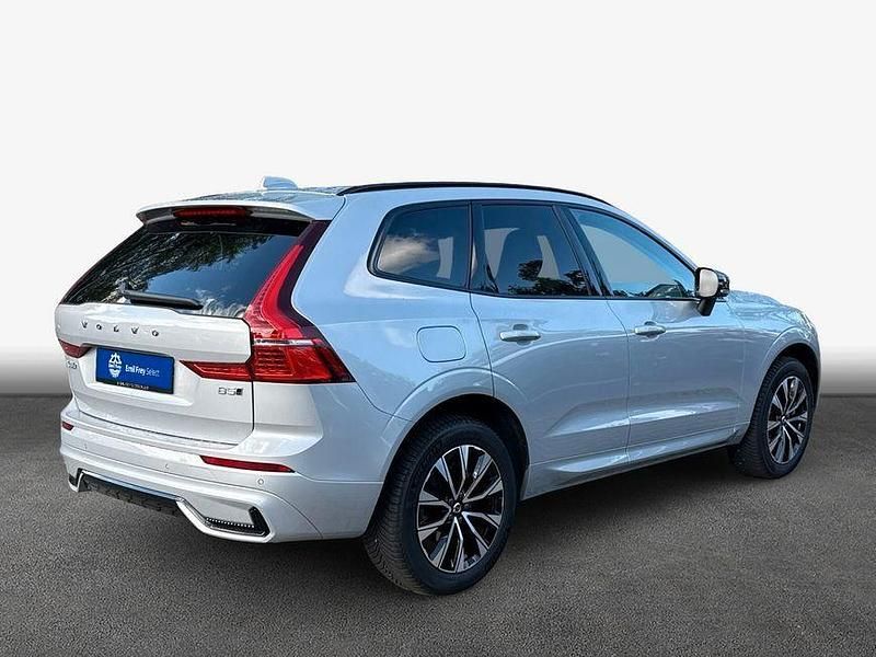 Gebraucht Volvo XC60 Plus 250 PS (183 kW) 2024 Silver dawn metallic SUV