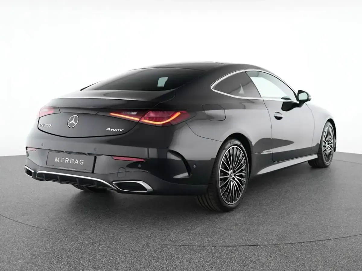 Gebraucht Mercedes CLE200 AMG line 204 PS (150 kW) 2025 Schwarz Coupé
