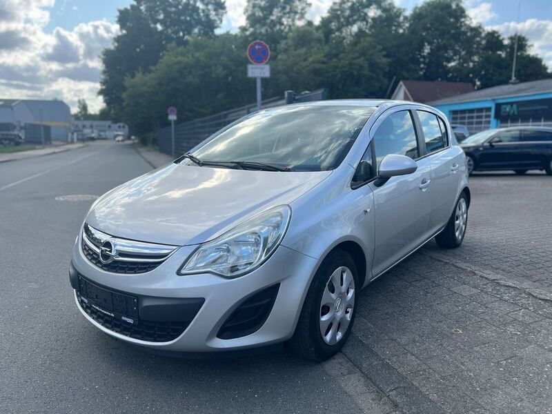 Silber Gebraucht 2011 Opel Corsa Satellite Limousine | 2.690 € (Guter Preis) - Bild 1/4