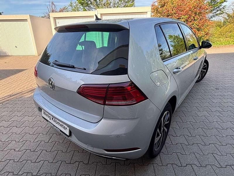 Gebraucht VW Golf VII Join 116 PS (85 kW) 2019 Reflexsilber metallic Limousine