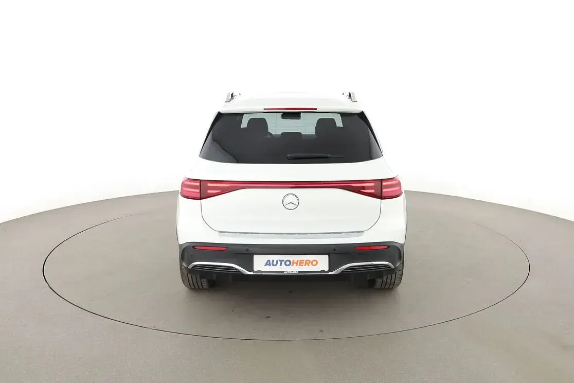 Gebraucht Mercedes EQB300 AMG line 167 kW (228 PS) 2025 Weiß SUV