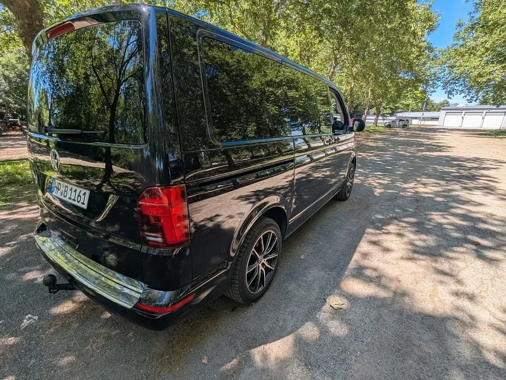 Gebraucht VW Multivan Comfortline 199 PS (146 kW) 2020 Schwarz Van / Kleinbus