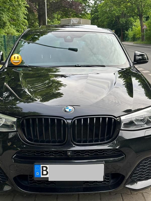 Schwarz Gebraucht 2017 BMW X4 M Sport SUV | 23.800 € (Guter Preis) - Bild 1/4
