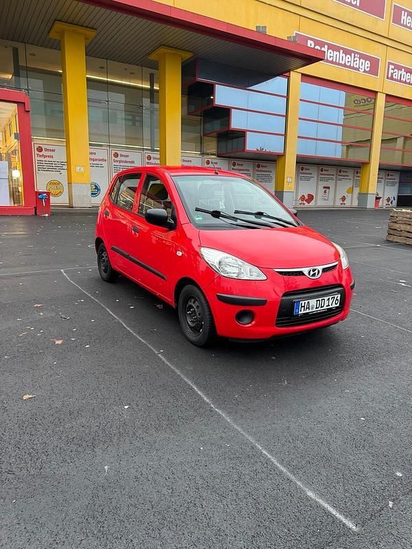 Rot Gebraucht 2009 Hyundai i10 Kleinwagen | 1.899 € - Bild 1/4