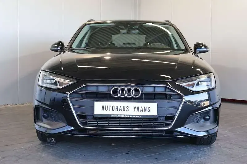Usata Audi A4 150 CV (110 kW) 2022 Nero Station wagon