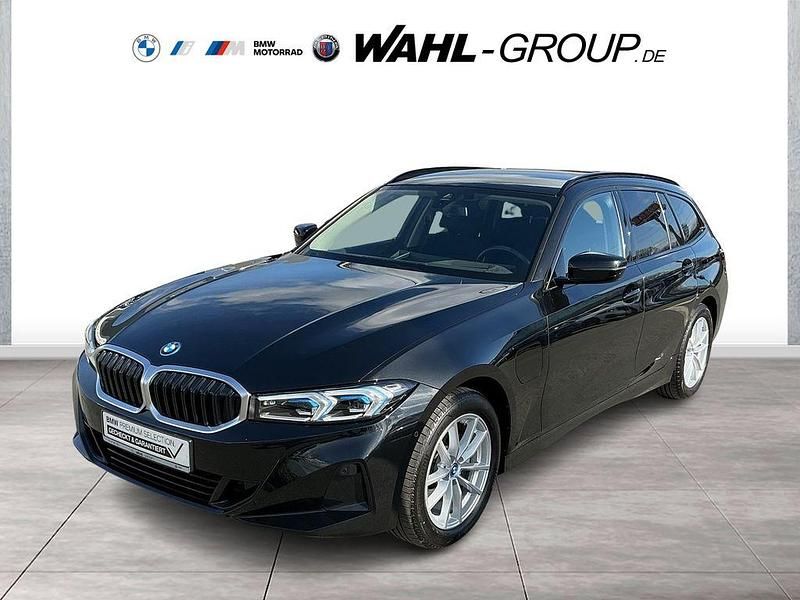 Gebraucht BMW 320e Shadowline 204 PS (150 kW) 2024 Schwarz Kombi