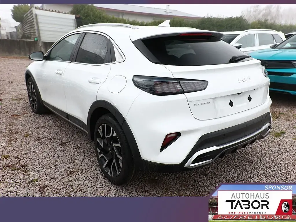 Neu Kia XCeed 179 PS (131 kW) 2026 Weiss SUV