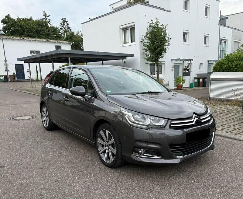 Grau Gebraucht 2018 Citroën C4 Limousine | 9.500 € (Guter Preis) - Bild 1/4