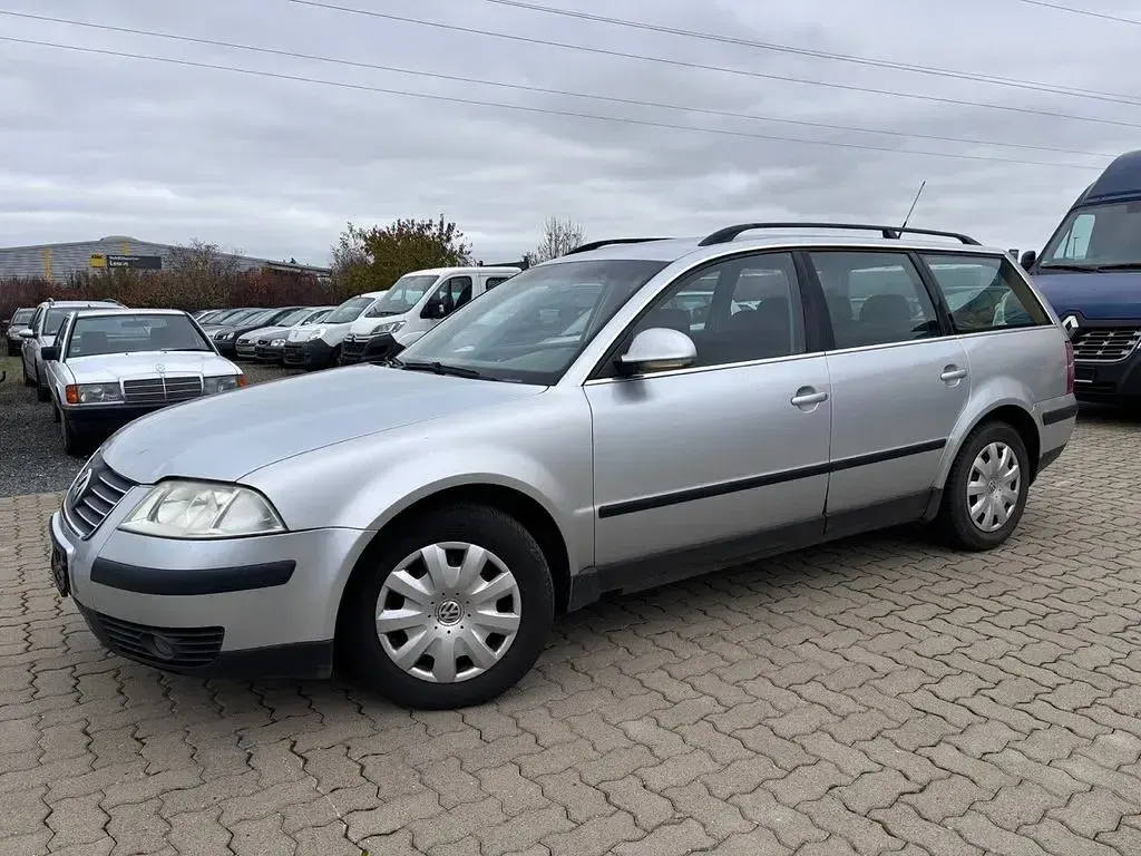 Gebraucht VW Passat 131 PS (96 kW) 2004 Silber Kombi