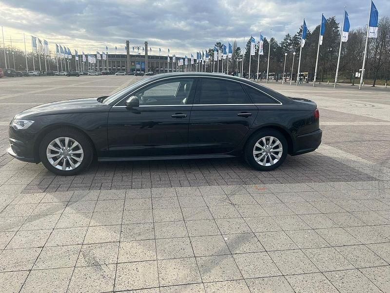Gebraucht Audi A6 Ambiente 190 PS (139 kW) 2017 Schwarz Limousine