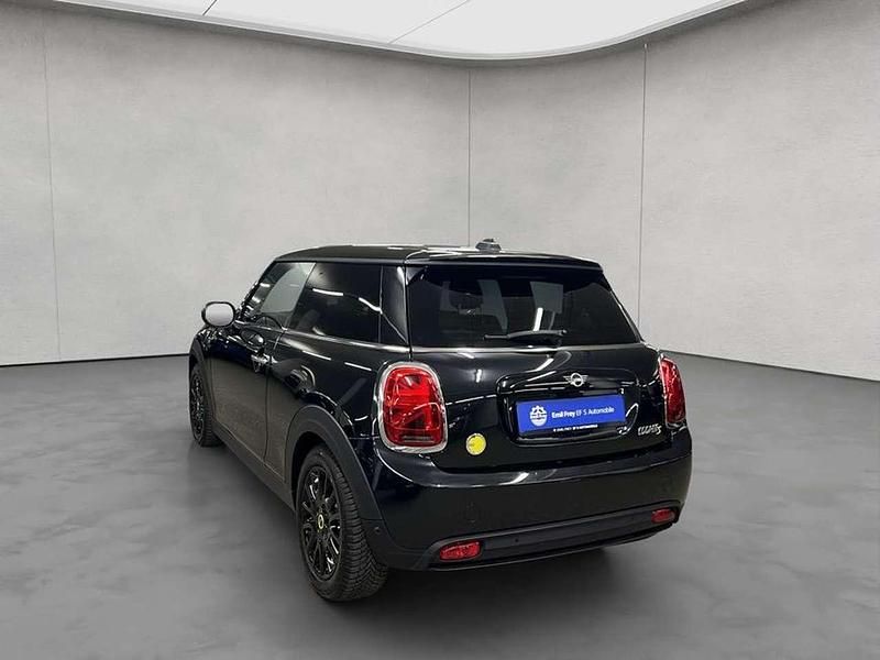 Gebraucht Mini Cooper SE Classic 135 kW (184 PS) 2023 Midnight black ii Kleinwagen