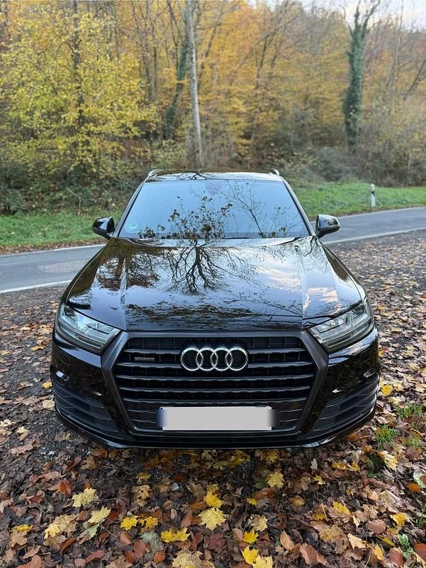 Schwarz Gebraucht 2017 Audi Q7 SUV | 29.800 € (Guter Preis) - Bild 1/4