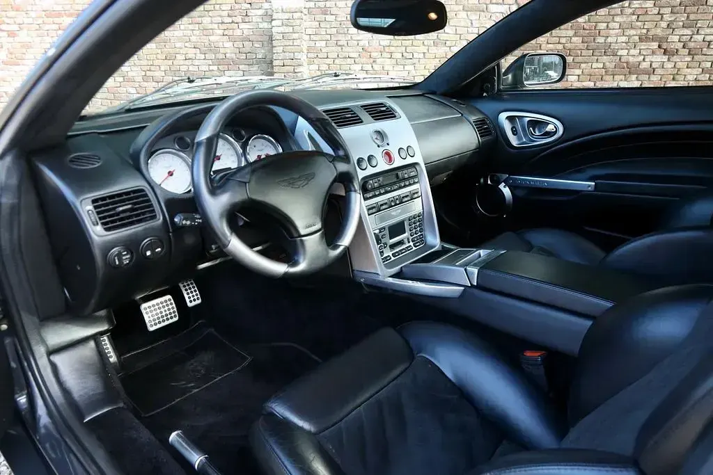 Occasion Aston Martin Vanquish 466 ch (342 kW) 2003 Noir Coupé
