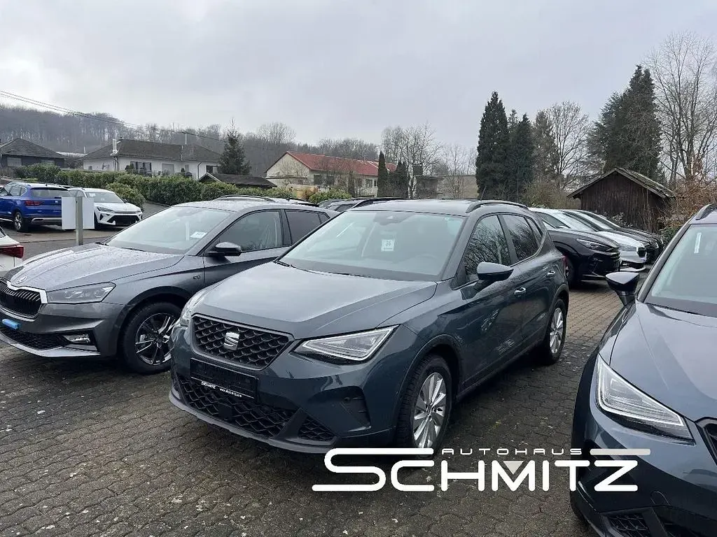 Neu Seat Arona 116 PS (85 kW) 2025 Blau SUV