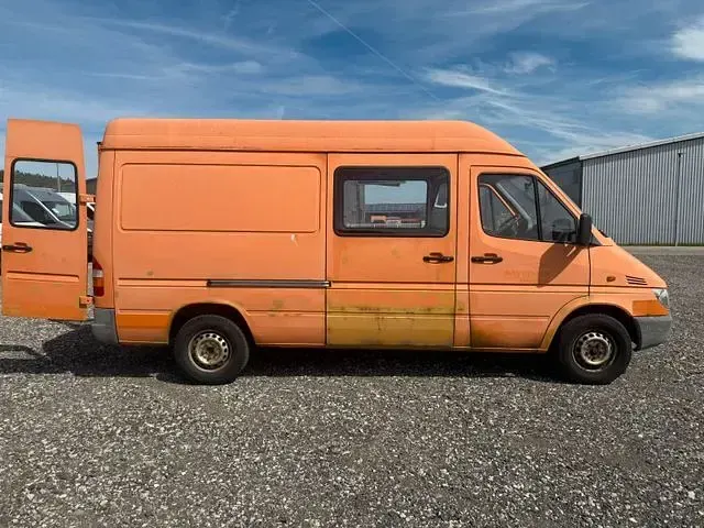Gebraucht Mercedes Sprinter 82 PS (60 kW) 2001 Orangekeine angabe