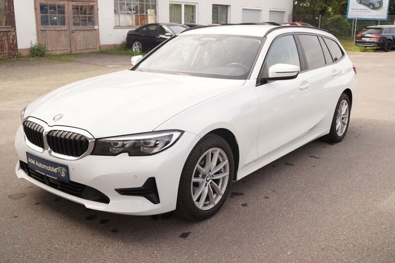 Alpinweiss iii Gebraucht 2019 BMW 320 Advantage Kombi | 18.500 € (Teuer) - Bild 1/4