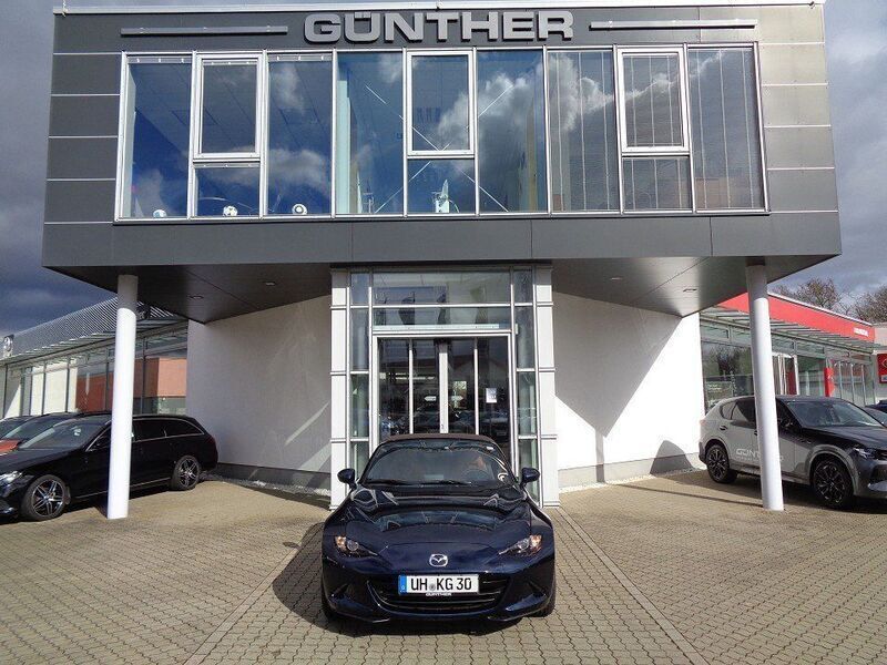 Deep crystal blue Gebraucht 2023 Mazda MX5 Kazari Cabrio | 30.950 € (Fairer Preis) - Bild 1/4