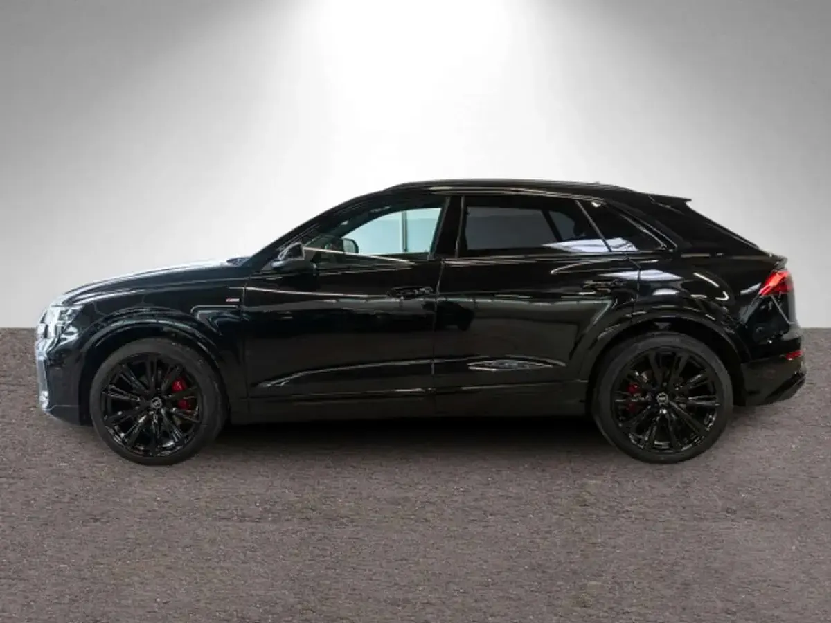 Neu Audi Q8 S-Line 286 PS (210 kW) 2025 Daytonagrau perleffekt SUV