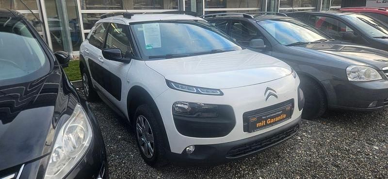 Gebraucht Citroën C4 Feel 82 PS (60 kW) 2015 Weiß SUV