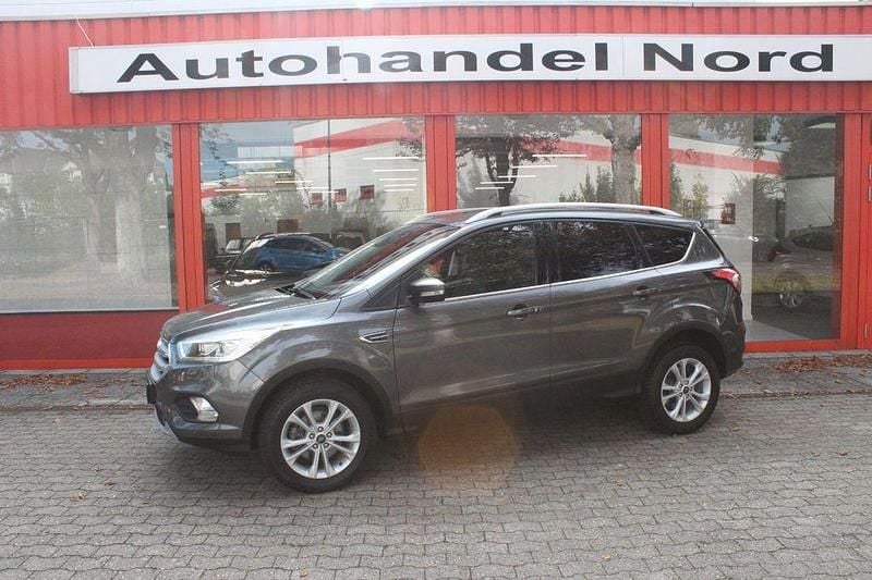 Grau Gebraucht 2019 Ford Kuga Titanium SUV | 11.950 € (Superpreis) - Bild 1/4