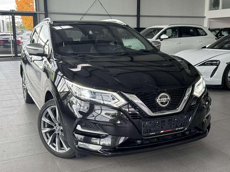 Black (m) (metallic) Gebraucht 2019 Nissan Qashqai Tekna SUV | 16.990 € (Fairer Preis) - Bild 1/2