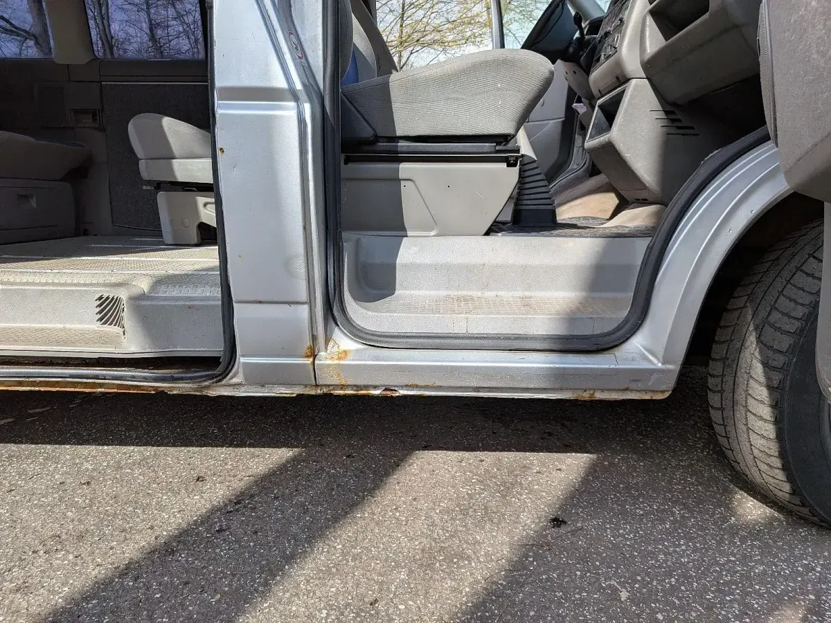 Second-hand VW T4 102 CP (75 kW) 2001 Argintiu Van