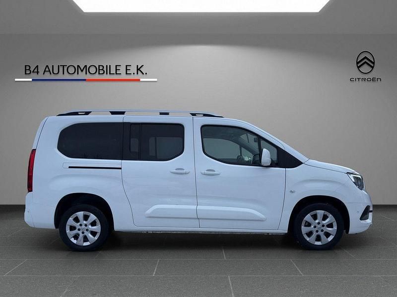 Gebraucht Opel Combo Life XL Innovation 102 PS (75 kW) 2020 Weiß Van / Kleinbus