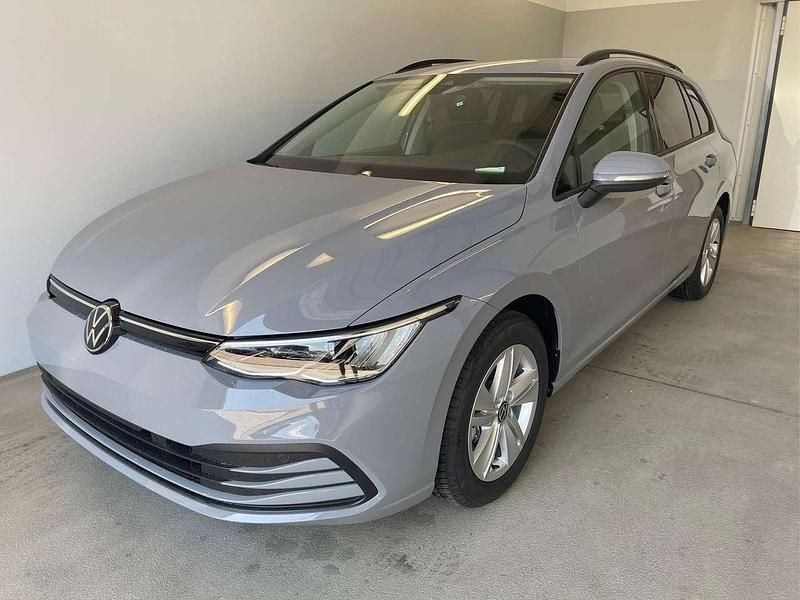 Grau Gebraucht 2024 VW Golf VIII Life Kombi | 29.480 € (Teuer) - Bild 1/4