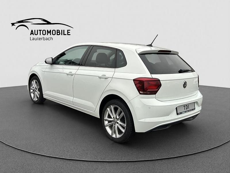 Gebraucht VW Polo Highline 95 PS (69 kW) 2019 Weiß Kleinwagen