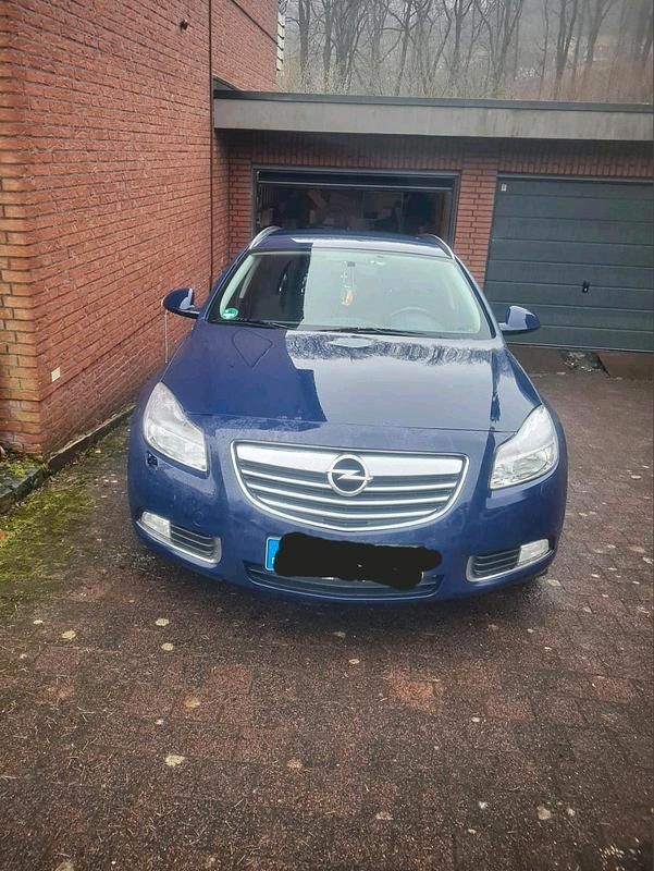 Gebraucht Opel Insignia 140 PS (102 kW) 2009 Blau Kombi