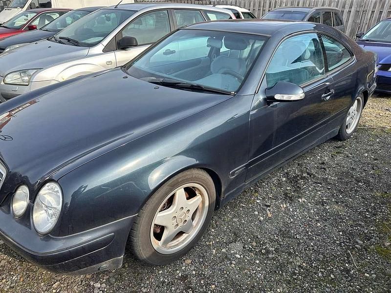 Gebraucht Mercedes CLK200 Avantgarde 163 PS (119 kW) 2001 Blau Coupé