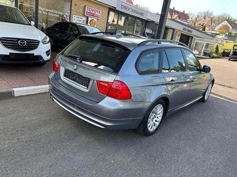 Second-hand BMW 320 177 CP (130 kW) 2008 Gri Break