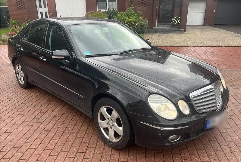 Schwarz Gebraucht 2006 Mercedes 280 Limousine | 2.499 € (Superpreis) - Bild 1/4