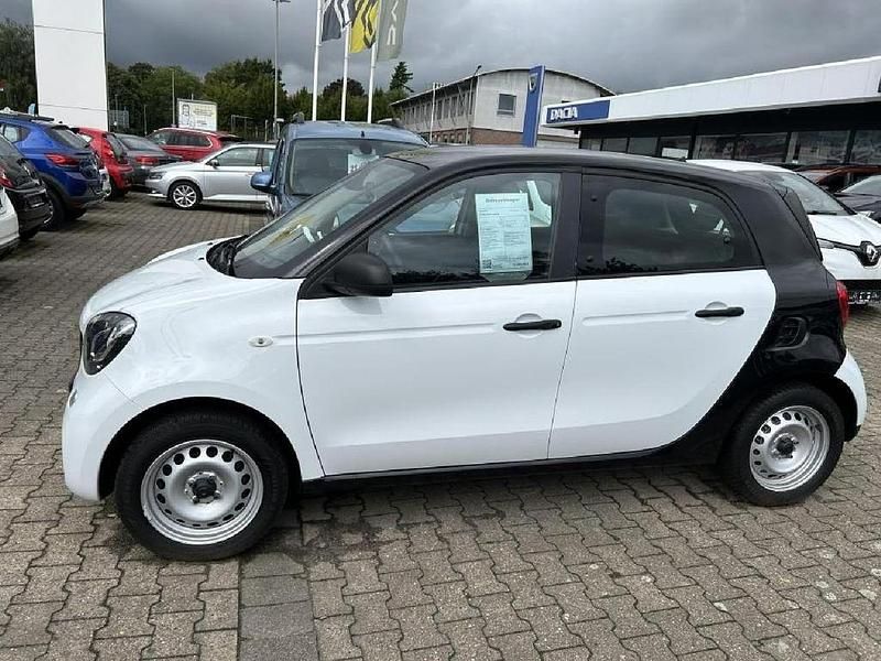 Gebraucht Smart ForFour Basis 71 PS (52 kW) 2018 Weiß Kleinwagen