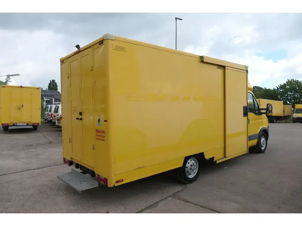 Używany Iveco Daily 106 KM (77 kW) 2013 Żółty Van