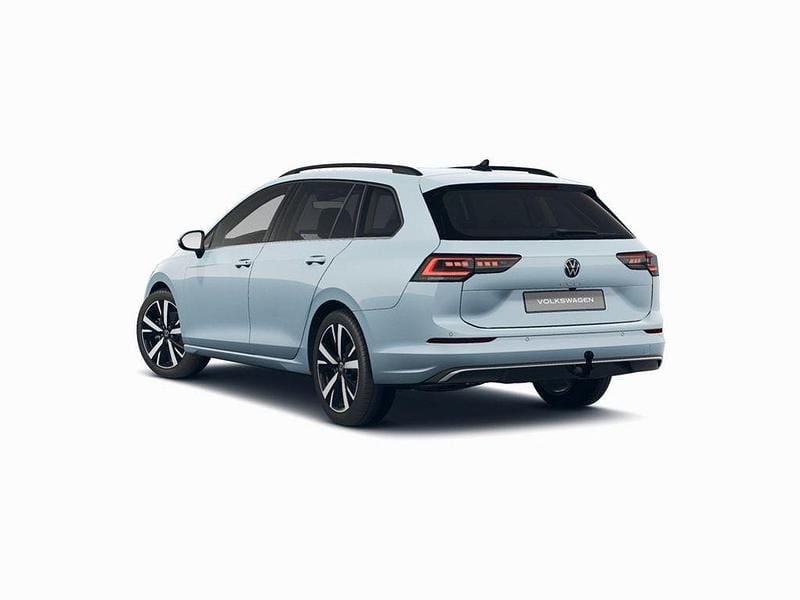 Gebraucht VW Golf VIII Style 150 PS (110 kW) 2025 Blau Kombi