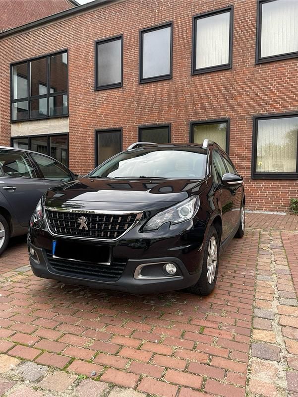 Schwarz Gebraucht 2016 Peugeot 2008 SUV | 8.200 € (Fairer Preis) - Bild 1/4