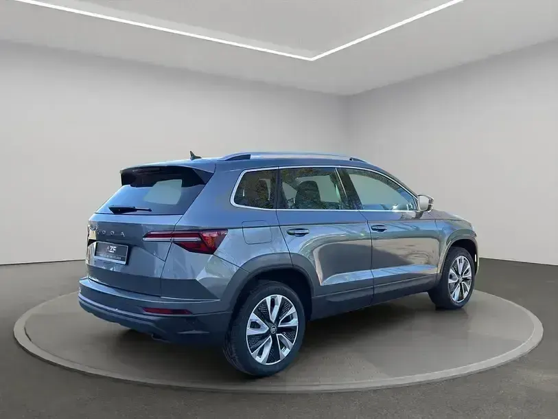 Gebraucht Skoda Karoq Selection 150 PS (110 kW) 2026 Graphitegrau metallic SUV