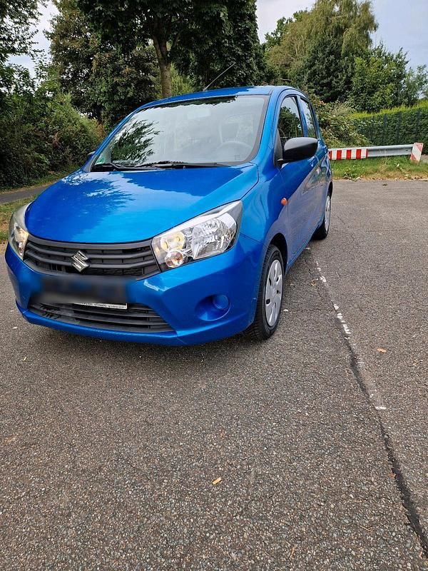 Blau Gebraucht 2018 Suzuki Celerio Kleinwagen | 7.000 € - Bild 1/4