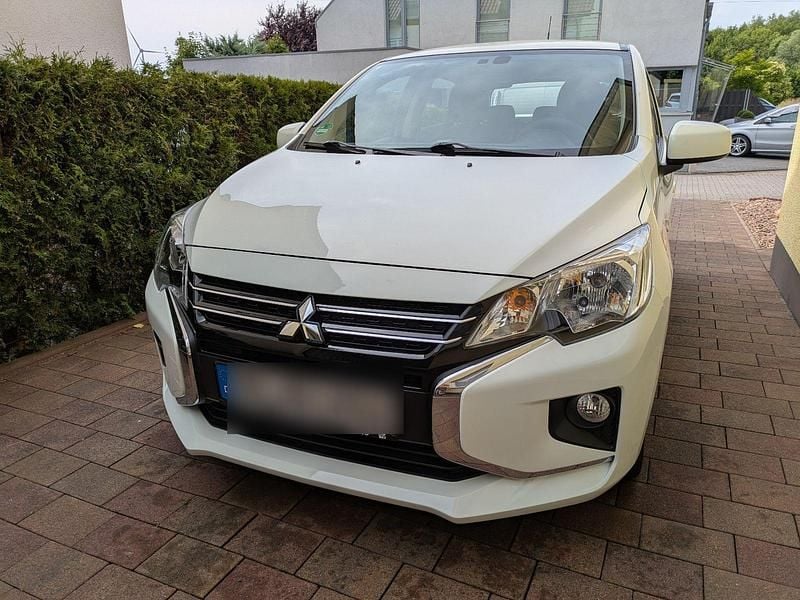 Weiß Gebraucht 2020 Mitsubishi Space Star Kleinwagen | 8.400 € (Fairer Preis) - Bild 1/4