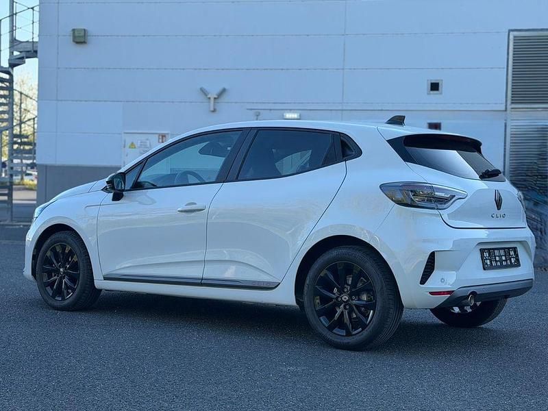 Usado Renault Clio V Evolution 101 CV (74 kW) 2025 Blanco Berlina