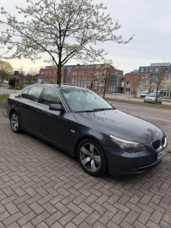 Second-hand BMW 525 197 CP (144 kW) 2007 Gri Berlinǎ